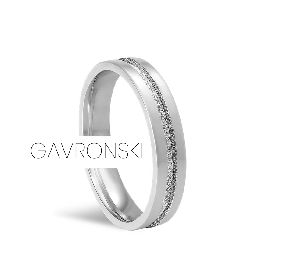 Aliança de Prata Anatômica Reta com Friso Central