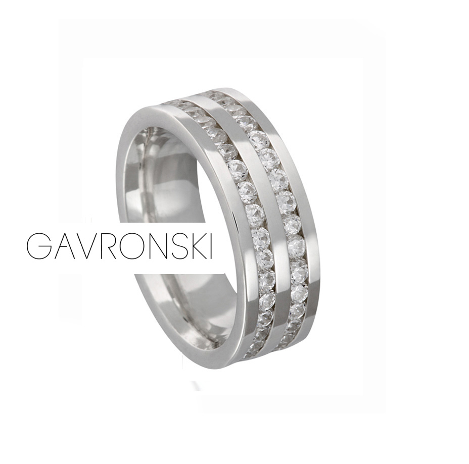 Aliança de Prata Reta com Dupla Canaleta Cravejada