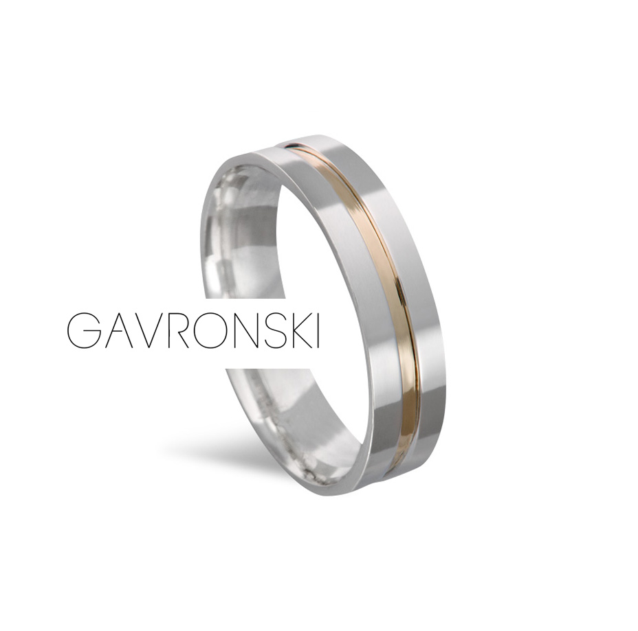 Aliança de Prata Reta com Detalhes Dourado no Centro